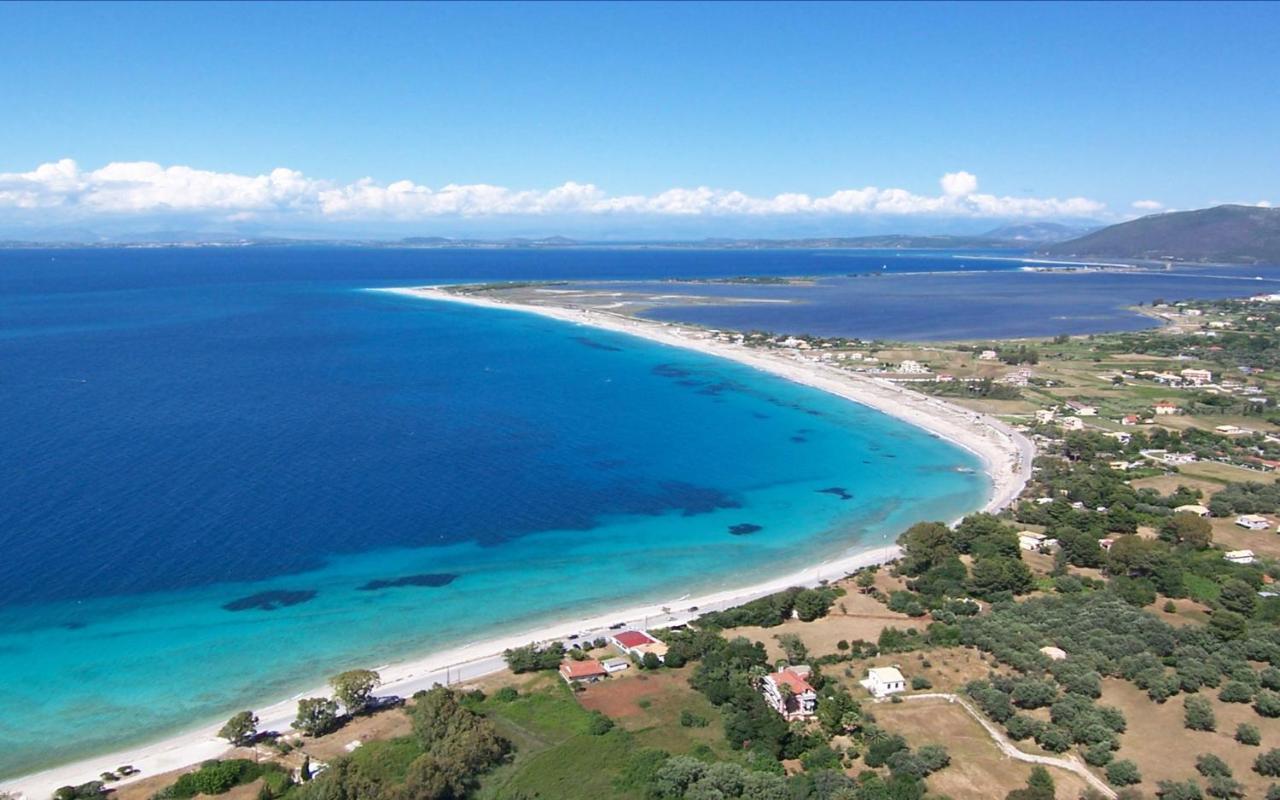 Beachfront Villa Galazio Лефкада Экстерьер фото